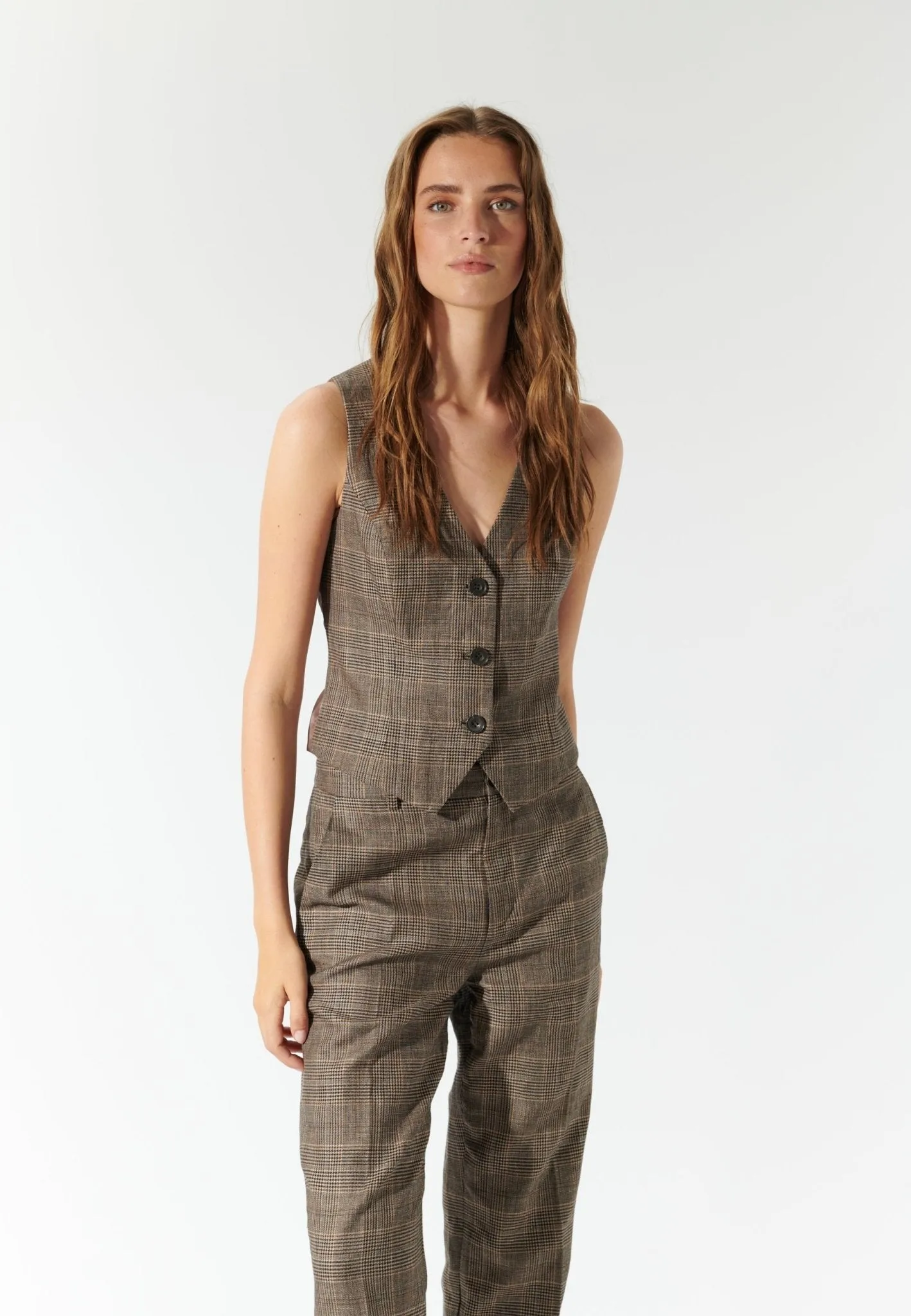 ARIELDEA - DEA KUDUBAL - SPRING CHECK