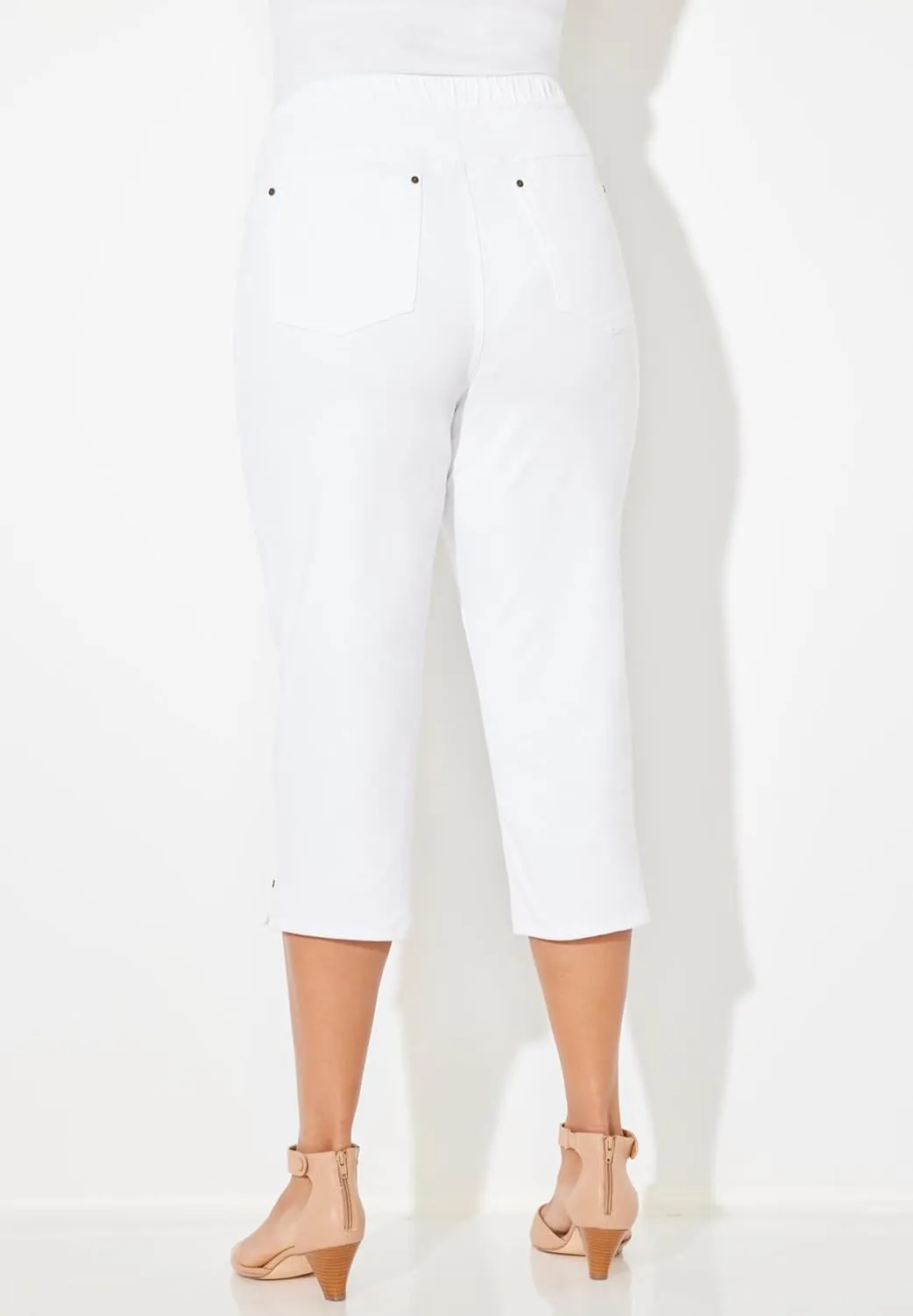Catherines Women's Plus Size The Knit Jean Capri (with Pockets)