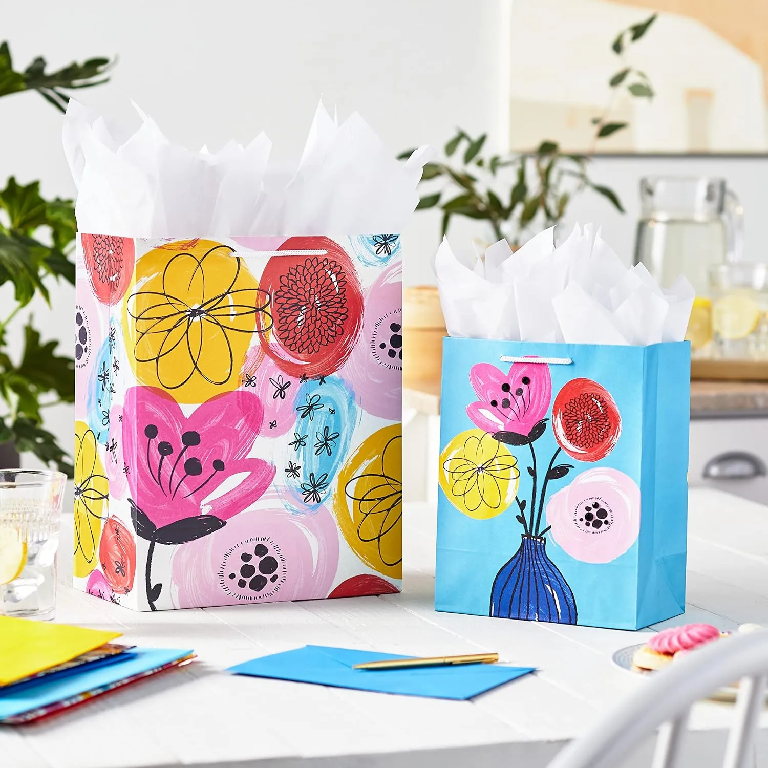 Hallmark Assorted All Occasion Gift Bags (8 Bags: 4 Medium 9", 4 Large 13") Flowers, Butterfly, Stripes, Solids for Easter, Birthdays, Bridal Showers, Mother's Day