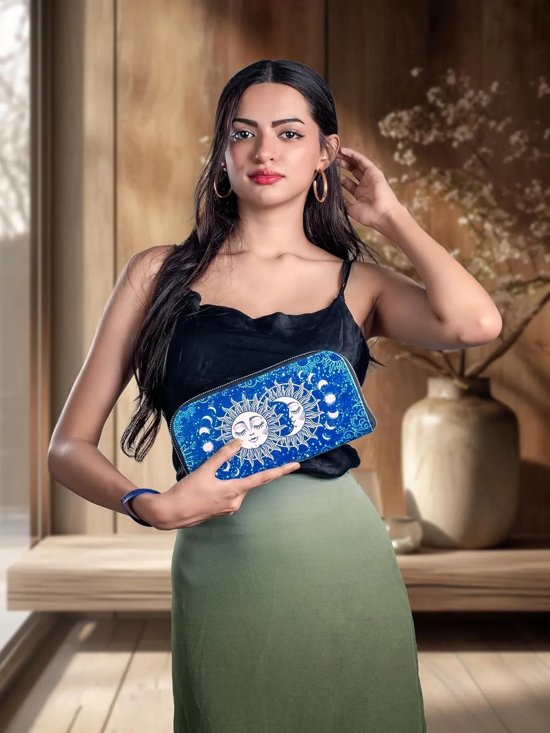 Leather Clutch Purse For Women,Slim Wristlet Handbag Zipper Closure,All Occasion Casual Party Clutch Multicompartment