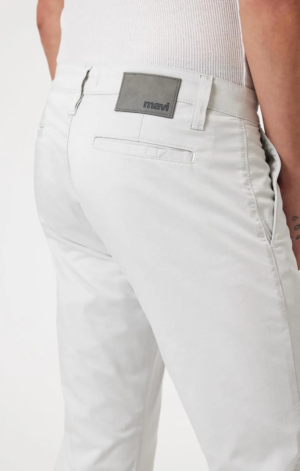 Mavi Men's Milton Mid Rise Slim Leg Chino Pants