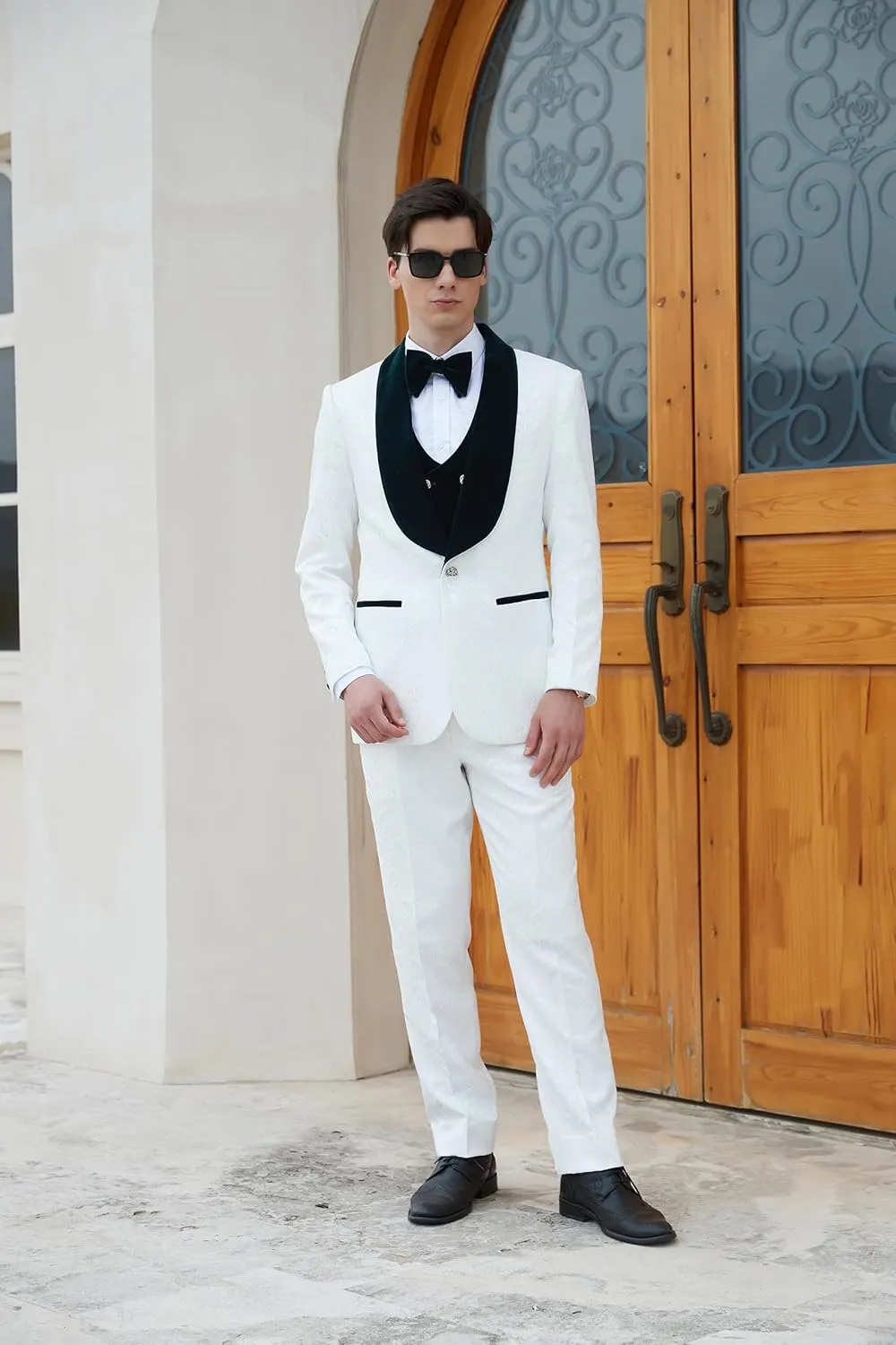 Men's Paisley Jacquard Tuxedo, One Button Shawl Lapel 3 Piece Suit