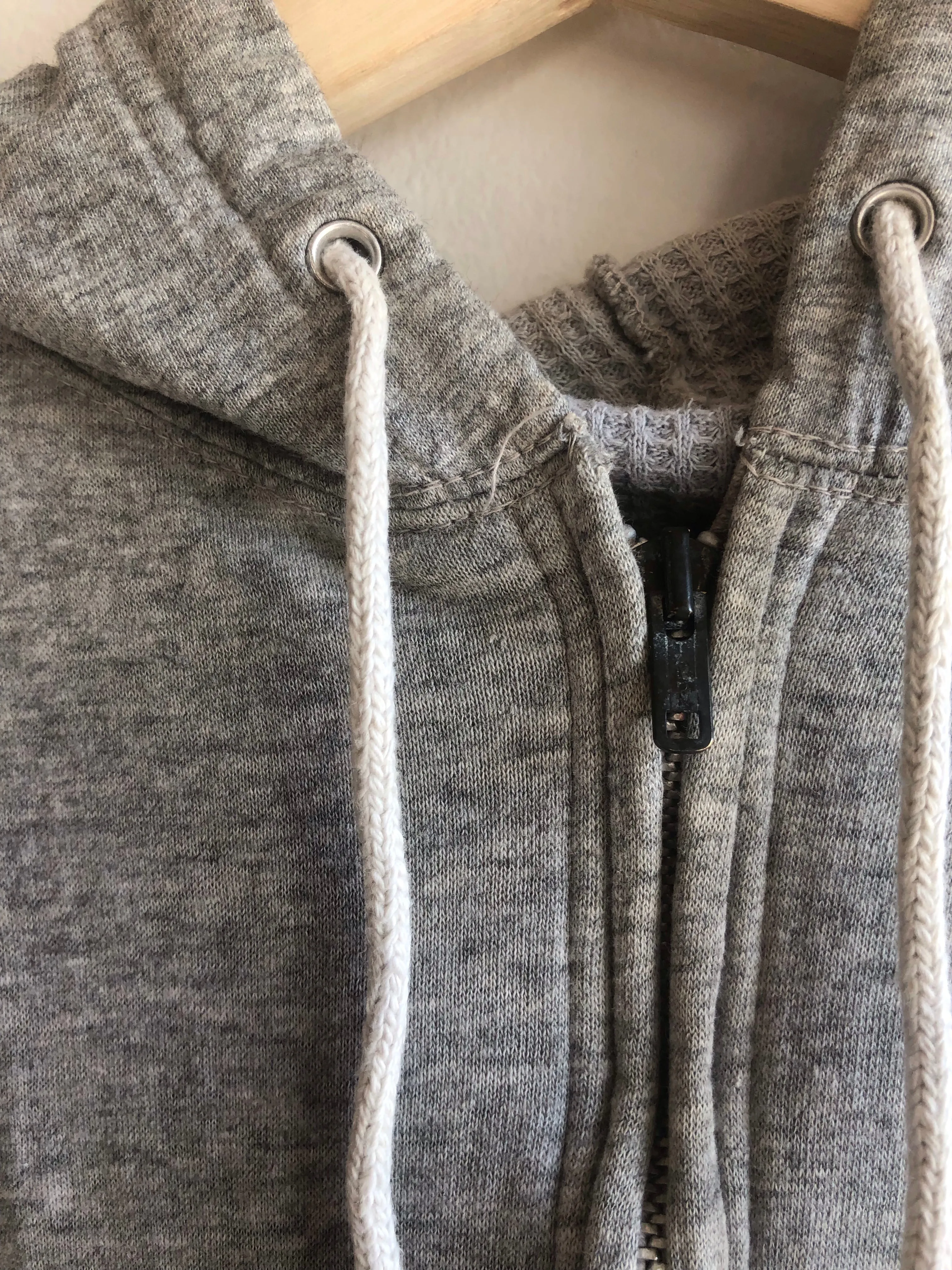 Vintage 1960s Thermal Lined Hooded Zip-Up Sweatshirt