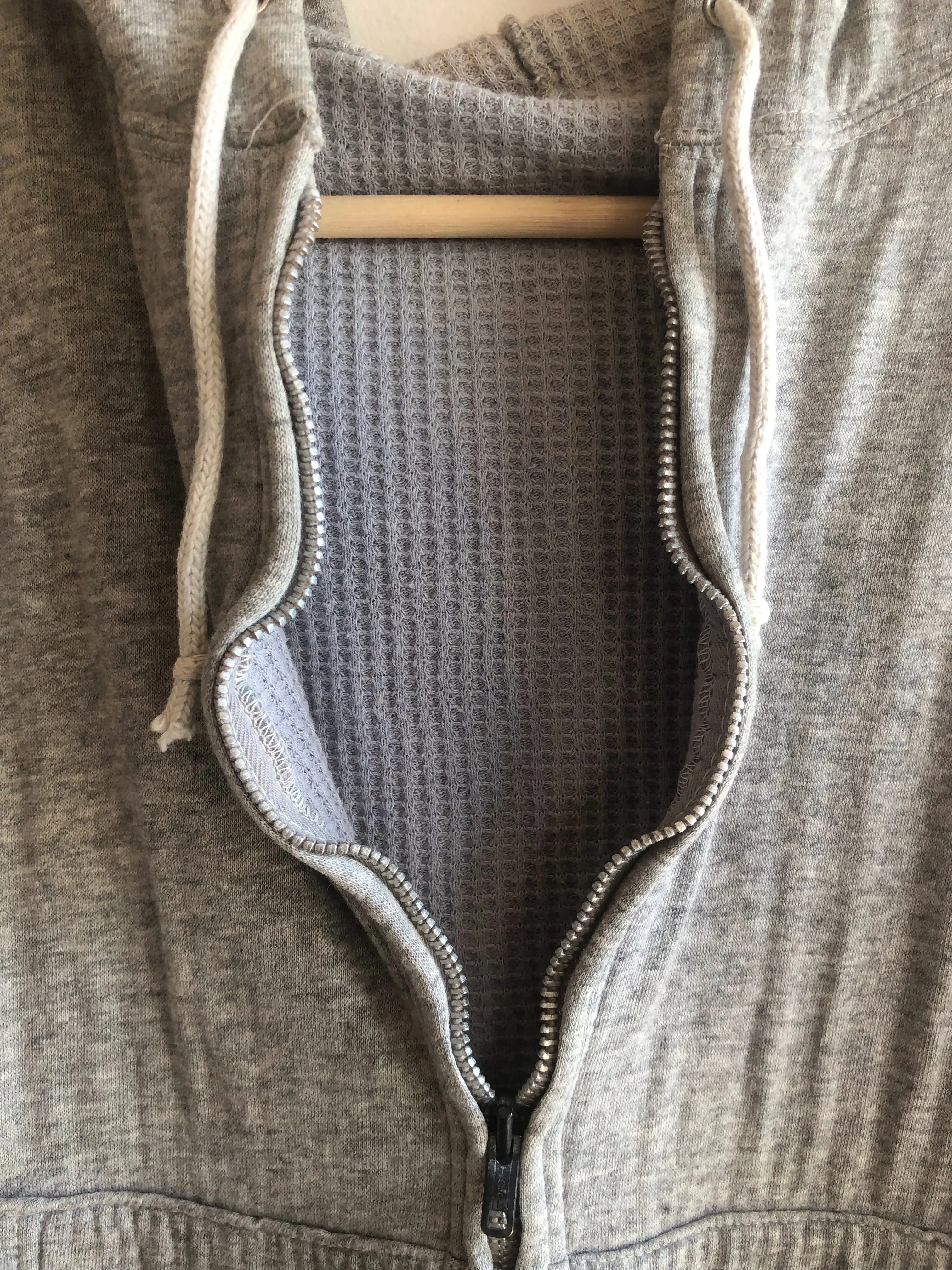 Vintage 1960s Thermal Lined Hooded Zip-Up Sweatshirt