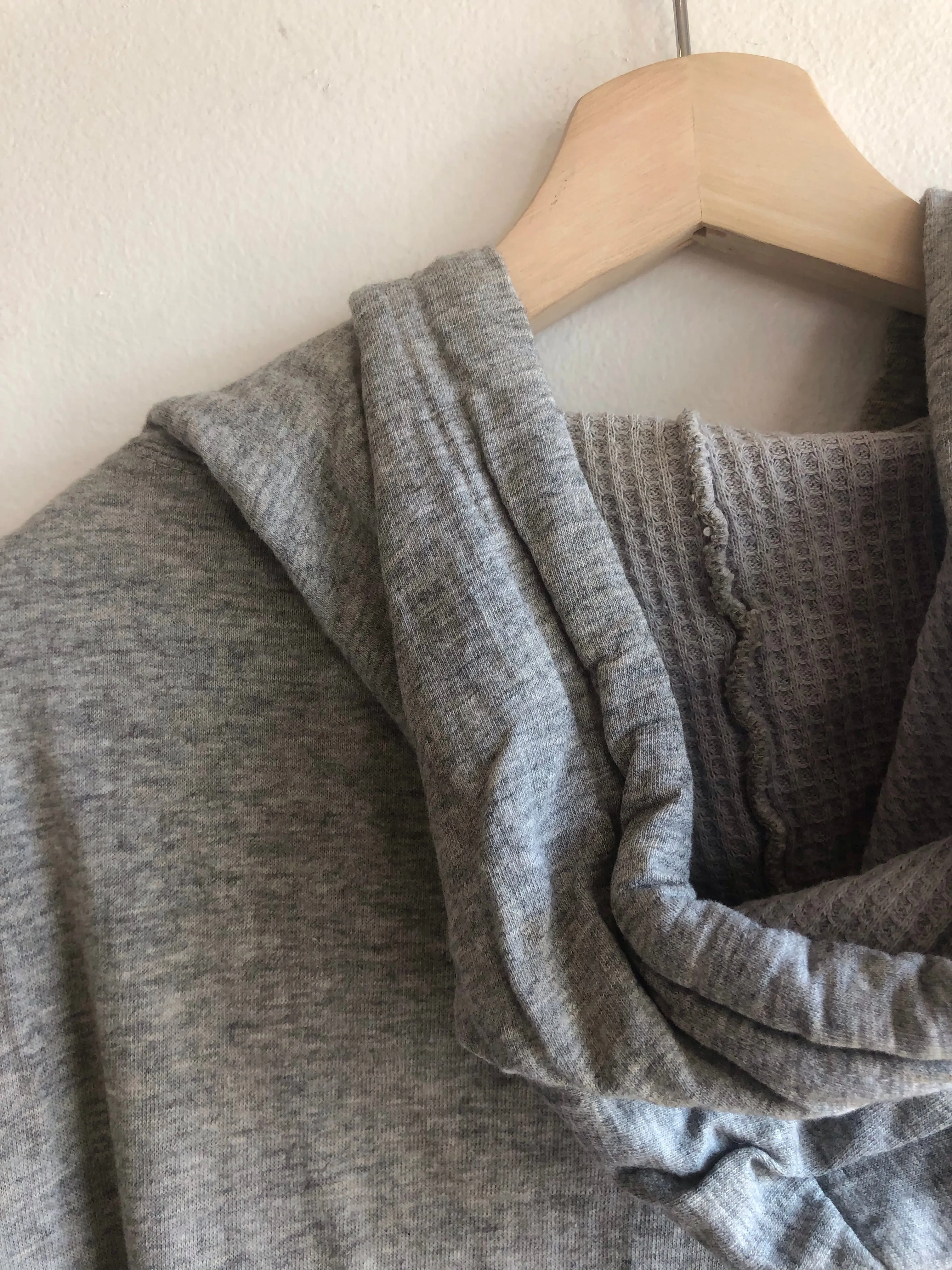 Vintage 1960s Thermal Lined Hooded Zip-Up Sweatshirt