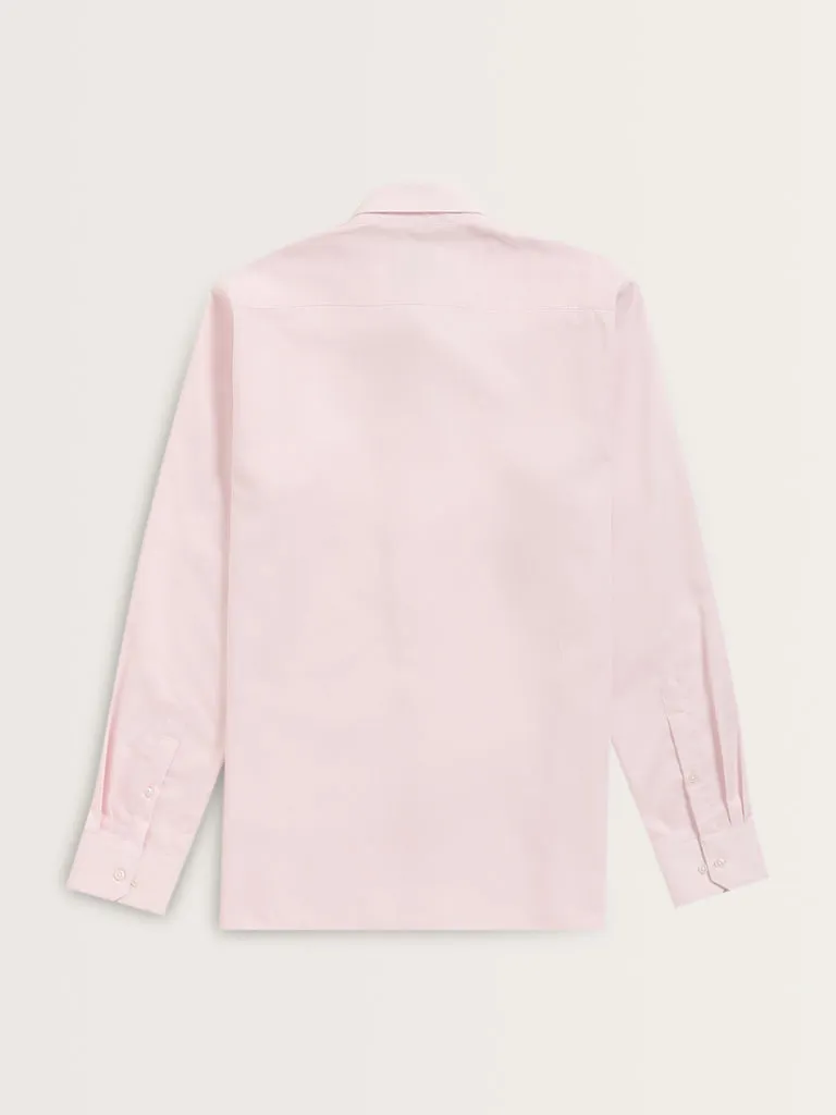 WES Formals Light Pink Solid Slim-Fit Cotton Shirt