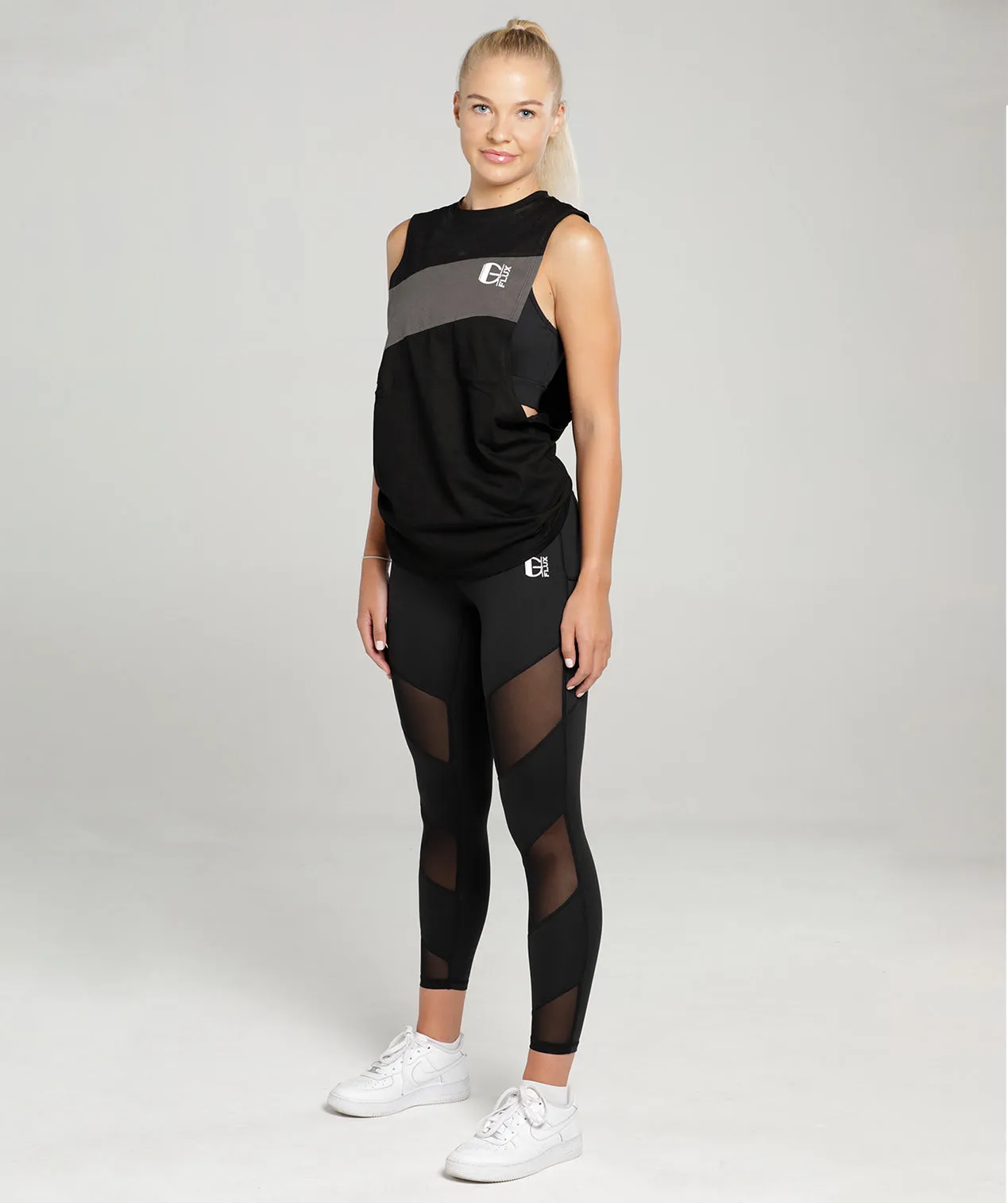 Womens Oversized Horizon Vest | Black